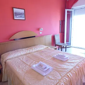 Consul 3*, Rimini Włochy